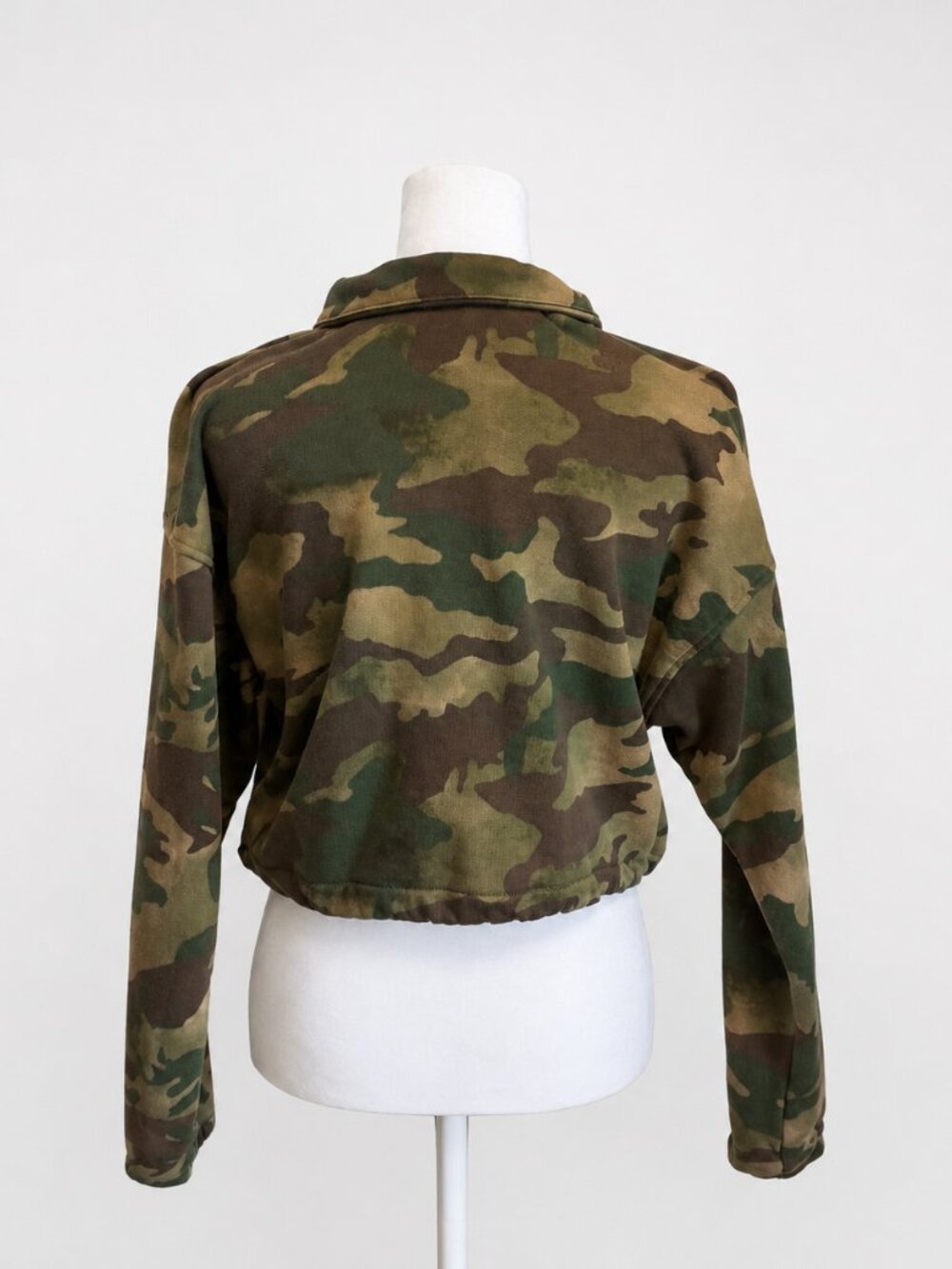 adidas Originals Camo Cropped Half Zip Sweatshirt Women’s Medium - Picture 3 of 5